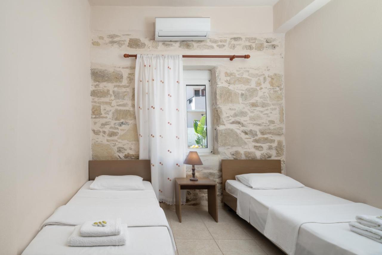 Zeus Traditional House Mitropolis  المظهر الخارجي الصورة