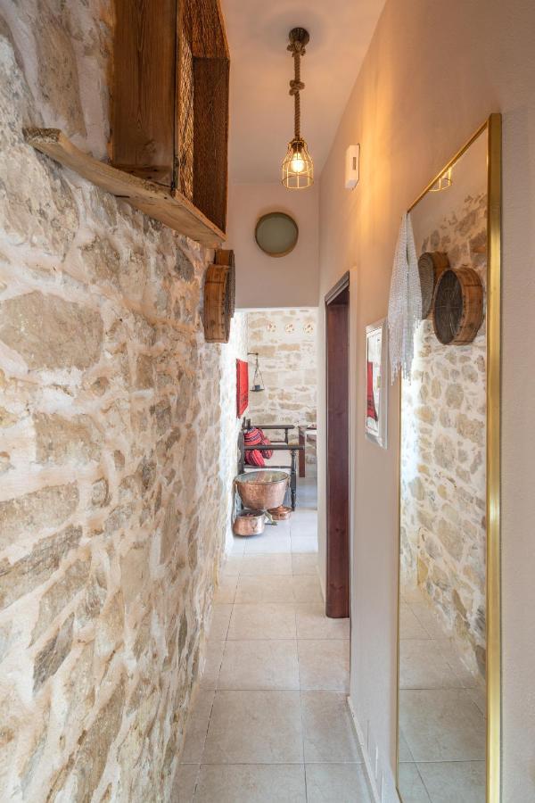Zeus Traditional House Mitropolis  المظهر الخارجي الصورة